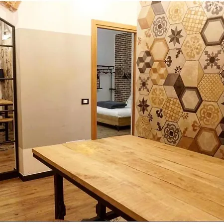 Federici La Tua Base Per Esplorare La Citta E Le Cinque Terre L'appartamento Accogliente E Centrale Apartment