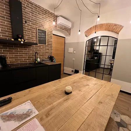 Federici La Tua Base Per Esplorare La Citta E Le Cinque Terre L'appartamento Accogliente E Centrale