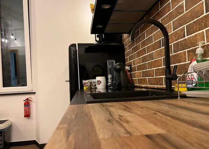 公寓 Federici La Tua Base Per Esplorare La Citta E Le Cinque Terre L'appartamento Accogliente E Centrale 斯培西亚