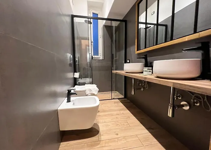 Federici La Tua Base Per Esplorare La Citta E Le Cinque Terre L'appartamento Accogliente E Centrale 公寓 *